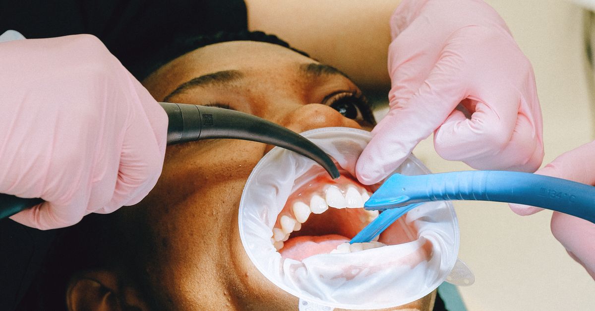 Essential First Aid Tips for Sudden Tooth Pain
