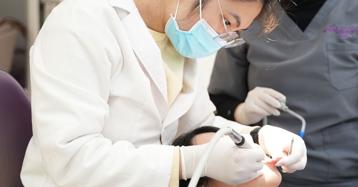 Understanding the Repair Process for Broken Dentures